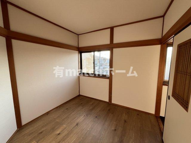 寝屋川市春日町店舗付き住宅の洋室