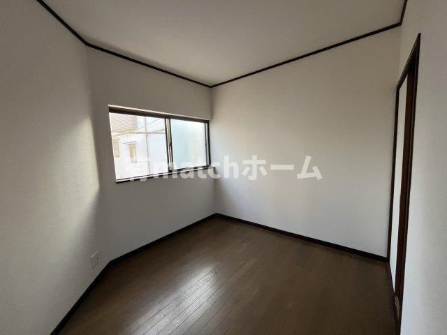 寝屋川市春日町店舗付き住宅の洋室