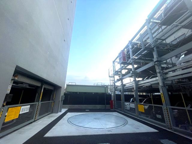 S-RESIDENCE高井田beletaの駐車場