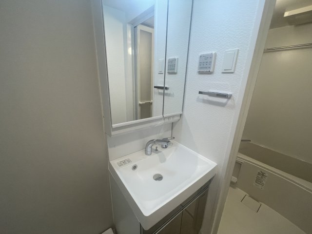S-RESIDENCE高井田beletaの洗面所|写真は、他部屋の反転間取りです(現況優先)
