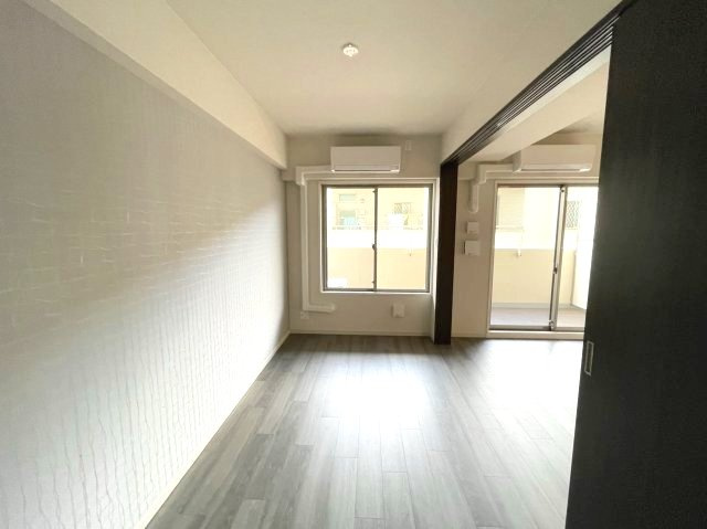 スプランディッド池田呉服町の洋室