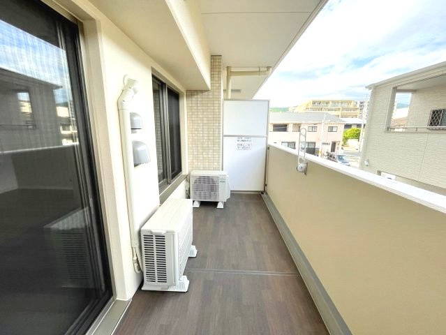 スプランディッド池田呉服町のバルコニー