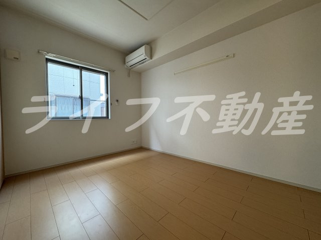 アルベーロディリモーネⅠの洋室|きれいな洋室です