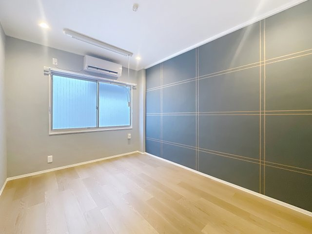 第二下前マンションの洋室|個人の部屋や寝室として使える洋室です