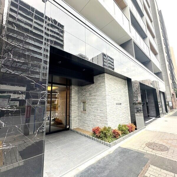 ミュプレ上前津のエントランス