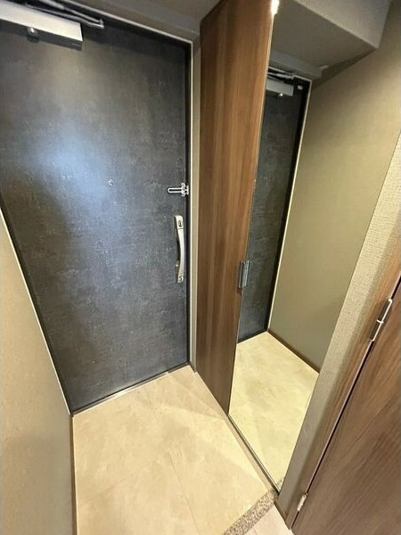 メイクスWアート今池Ⅲの玄関