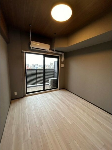 メイクスWアート今池Ⅲの居間・リビング