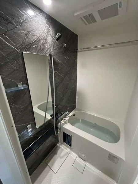 メイクスWアート今池Ⅲの浴室