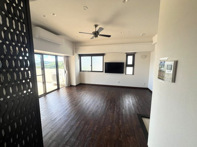 ベアーズステイオーシャンビューライカムの居間・リビング|ベアーズステイオーシャンビューライカム｜ライカム｜分譲賃貸｜アイランドリゾート沖縄