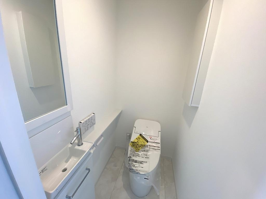 ミルコマンション上地シー＆ベースビューのトイレ