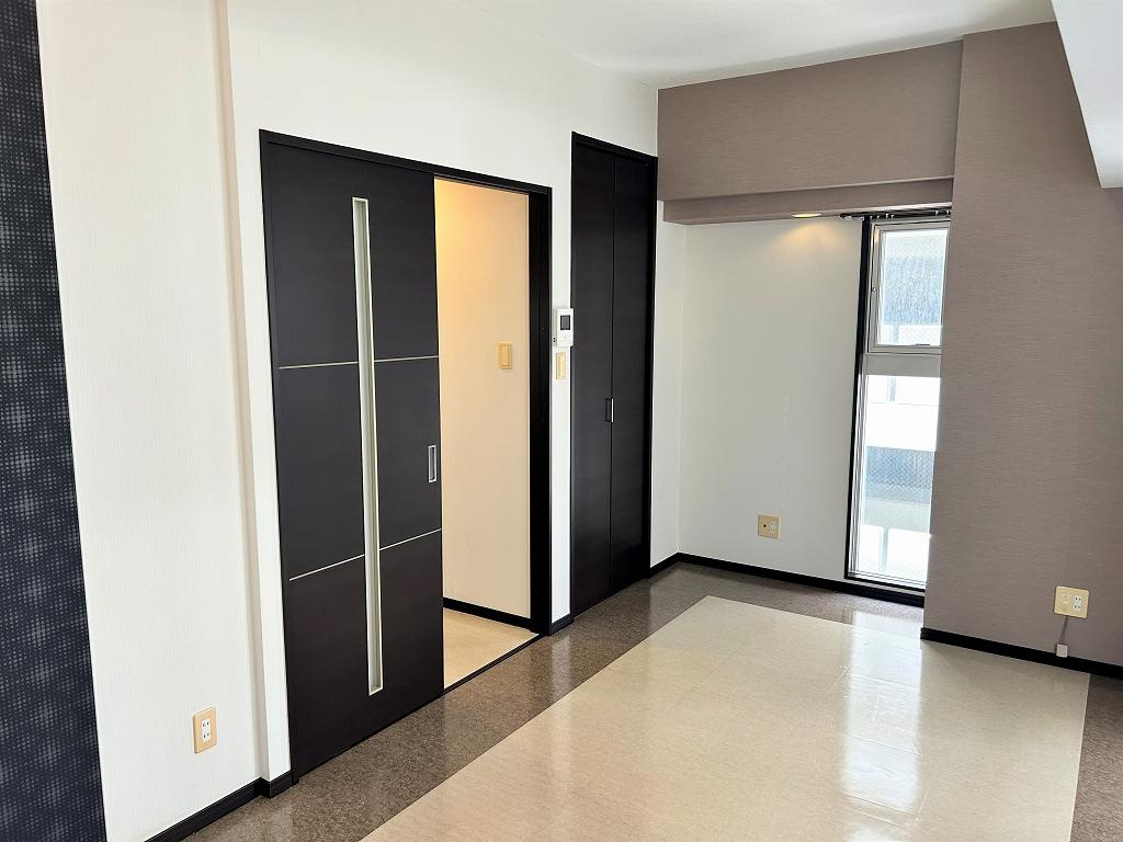 アイワプラザの居間・リビング