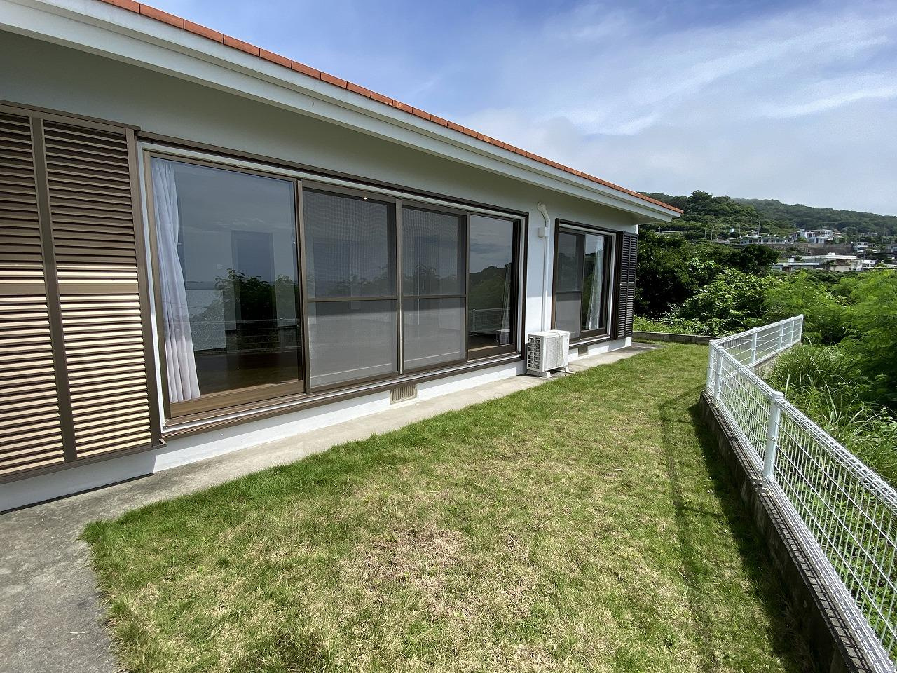 南城市海が見える戸建て賃貸の庭