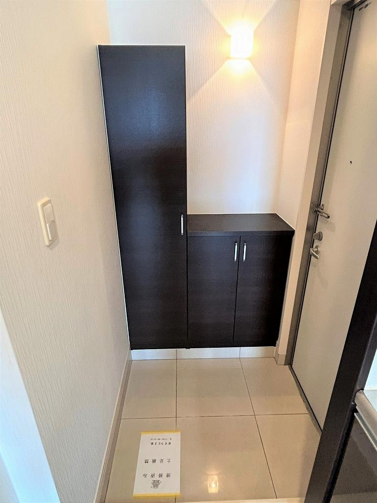 アイワプラザの玄関