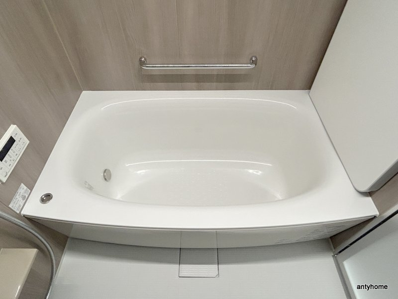 Alivis野田阪神　仲介手数料無料の浴室