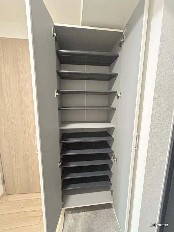 Alivis野田阪神　仲介手数料無料の収納