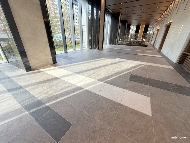 シエリアタワー大阪堀江のロビー