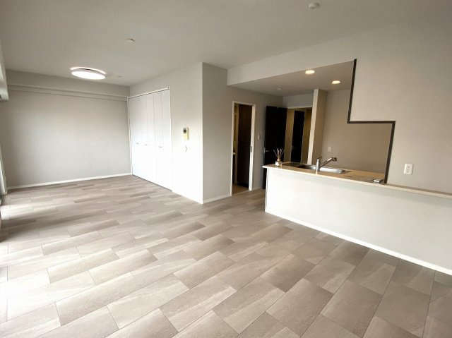 プレサンスロジェ松尾レーヴタワーの居間・リビング|那覇市｜売マンション｜プレサンスロジェ松尾レーヴタワー｜アイランドリゾート沖縄