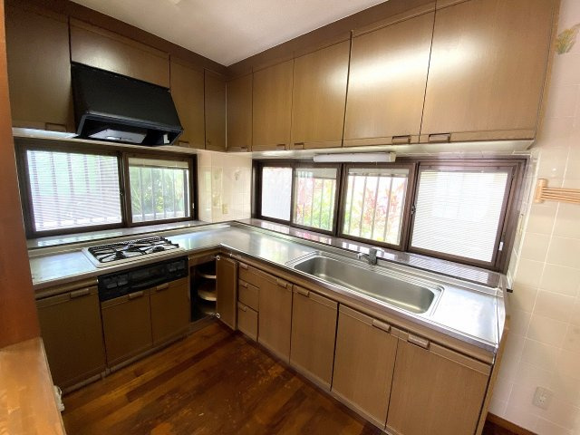 那覇市首里末吉町2丁目戸建てのキッチン|那覇市首里｜売戸建て｜アイランドリゾート沖縄