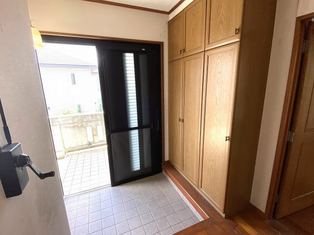 那覇市首里末吉町2丁目戸建ての玄関|那覇市首里｜売戸建て｜アイランドリゾート沖縄