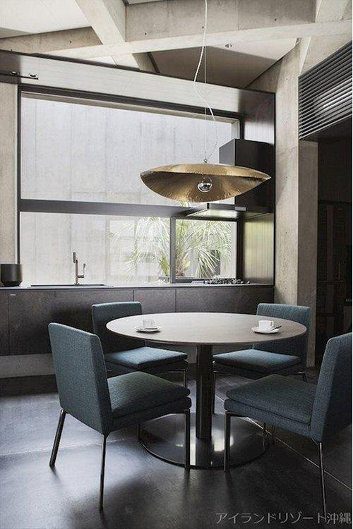 宜野湾市大山三丁目の居間・リビング