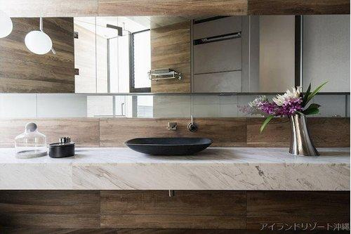 宜野湾市大山三丁目の洗面所