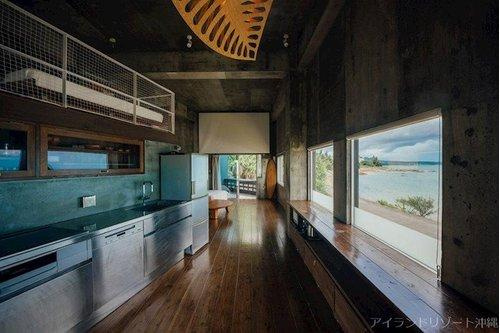 金武町屋嘉オーシャンフロントのキッチン|金武町屋嘉オーシャンフロント｜売戸建て｜アイランドリゾート沖縄