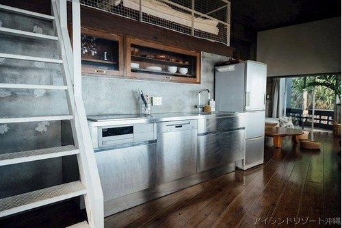 金武町屋嘉オーシャンフロントのキッチン|金武町屋嘉オーシャンフロント｜売戸建て｜アイランドリゾート沖縄