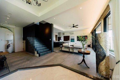 南城市知念　チネンブルーの玄関|南城市｜沖縄リゾート物件｜アイランドリゾート沖縄