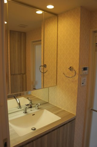 プレサンスロジェ嘉手納レーヴの独立洗面台|嘉手納町売マンション｜プレサンスロジェ嘉手納レーヴ｜アイランドリゾート沖縄