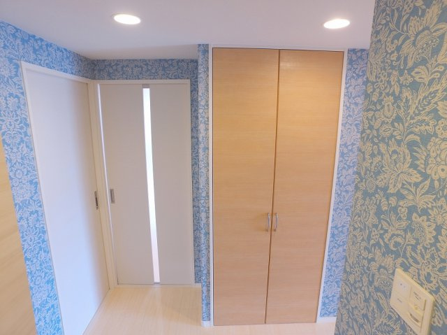 プレサンスロジェ嘉手納レーヴの玄関|嘉手納町売マンション｜プレサンスロジェ嘉手納レーヴ｜アイランドリゾート沖縄