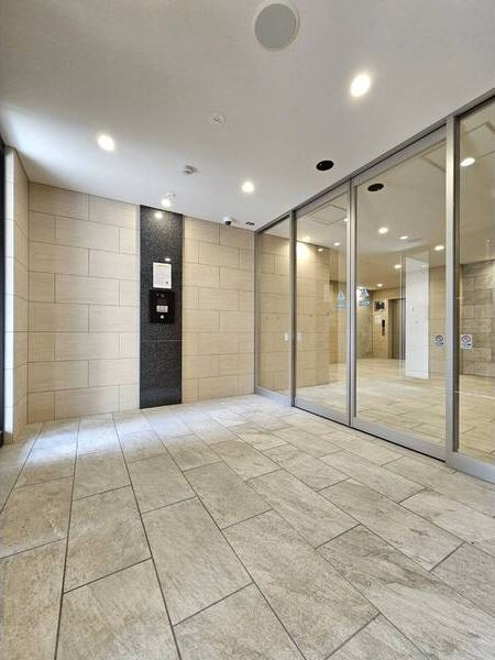 ディアレイシャス名古屋中村公園のロビー