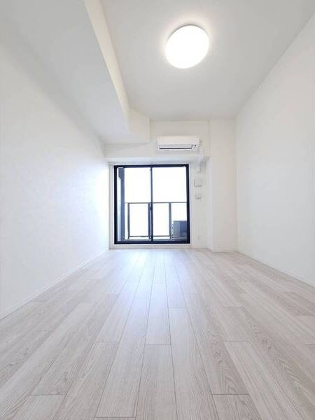 ディアレイシャス名古屋中村公園の居間・リビング