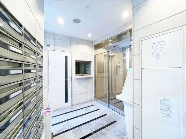 S-FORT金山☆7末までFR可能☆駐車場5500円(税込)キャンペーンのロビー