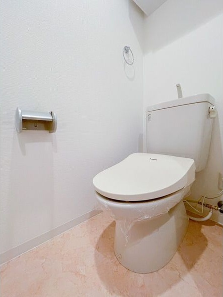 S-FORT金山☆7末までFR可能☆駐車場5500円(税込)キャンペーンのトイレ