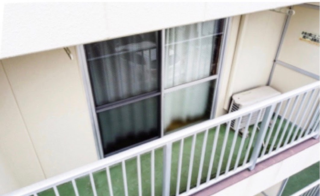 ハイツタナカのバルコニー