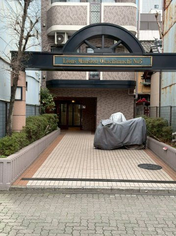 ライオンズマンション御徒町第五のエントランス