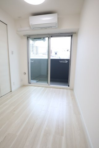 大阪市都島区内代町１丁目の賃貸マンションの洋室