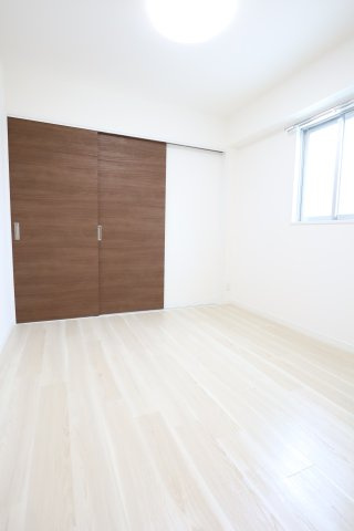 大阪市都島区内代町１丁目の賃貸マンションの寝室