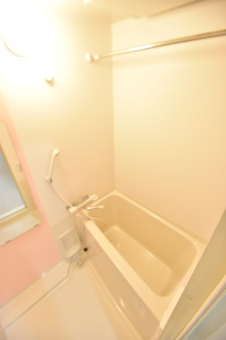 大阪市都島区都島南通１丁目の賃貸マンションの浴室