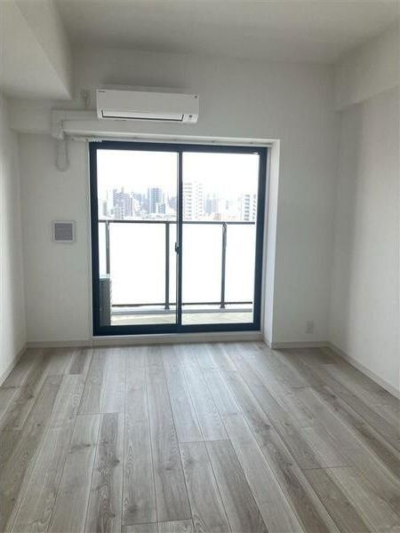 S-RESIDENCE亀島駅前ascent(アセント)のバルコニー