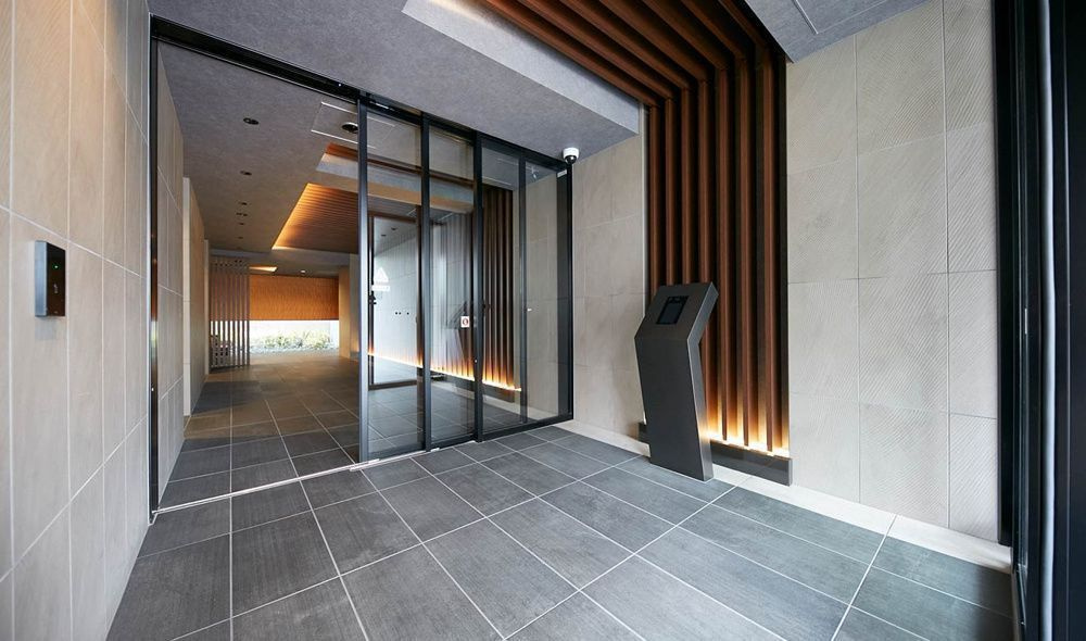 GRANPASEO丸の内のエントランス