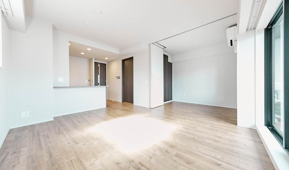 GRANPASEO丸の内の居間・リビング