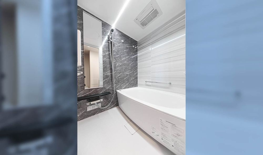 GRANPASEO丸の内の浴室