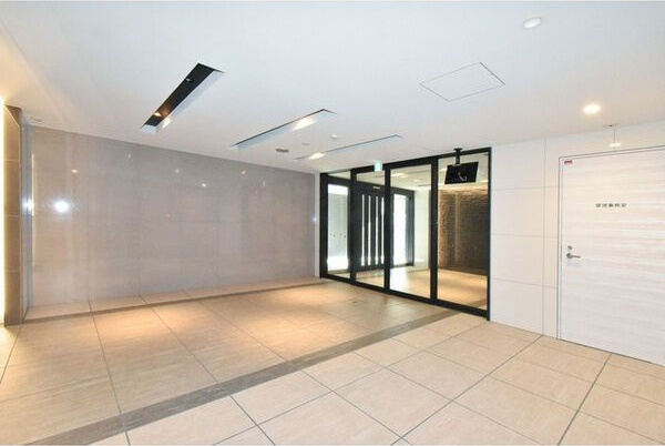 エスリード金山エクセアのエントランス