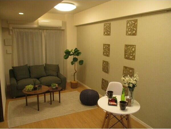 グランルクレ新栄ウエストの居間・リビング