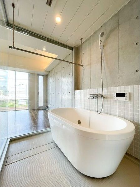 コレクション名駅III (8月契約キャンペーン!　※対象207、305、505号室FR)の浴室