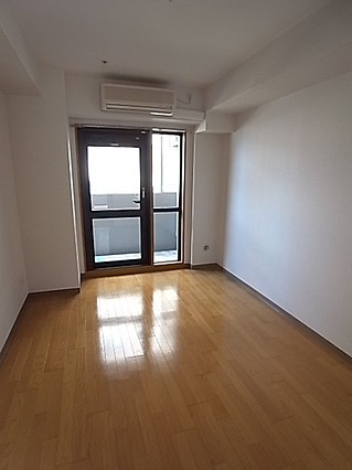 エスリード三宮フラワーロードの居間・リビング