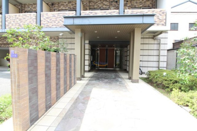 【エントランス】 | アスヴェル梅田WEST