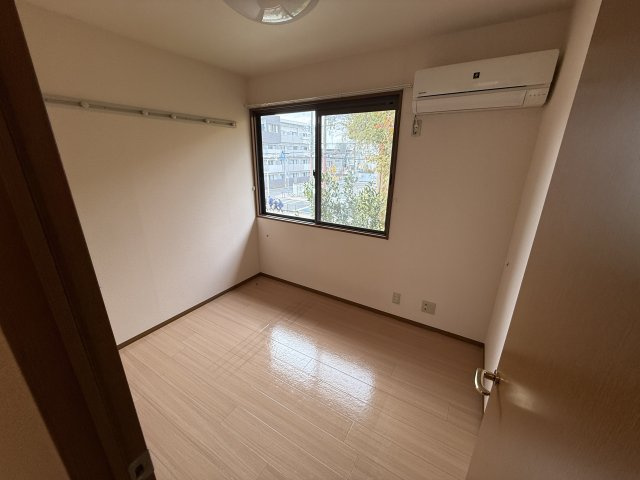 長興寺コーポの子供部屋