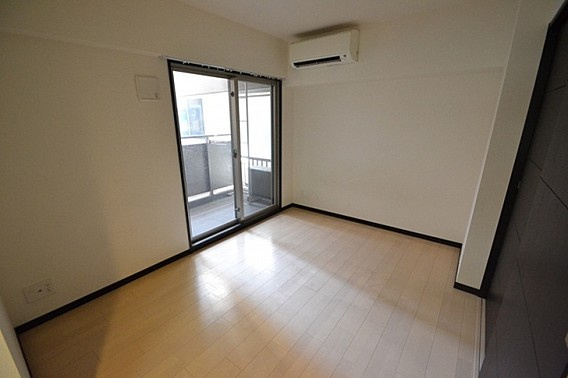 アスヴェル神戸元町Ⅱの居間・リビング